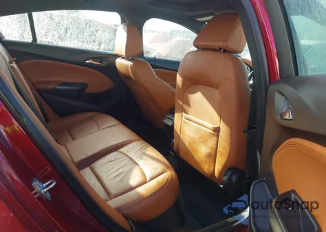 2018 Chevrolet Cruze Premier Auto from USA, damaged, VIN 1G1BF5SM6J7181918